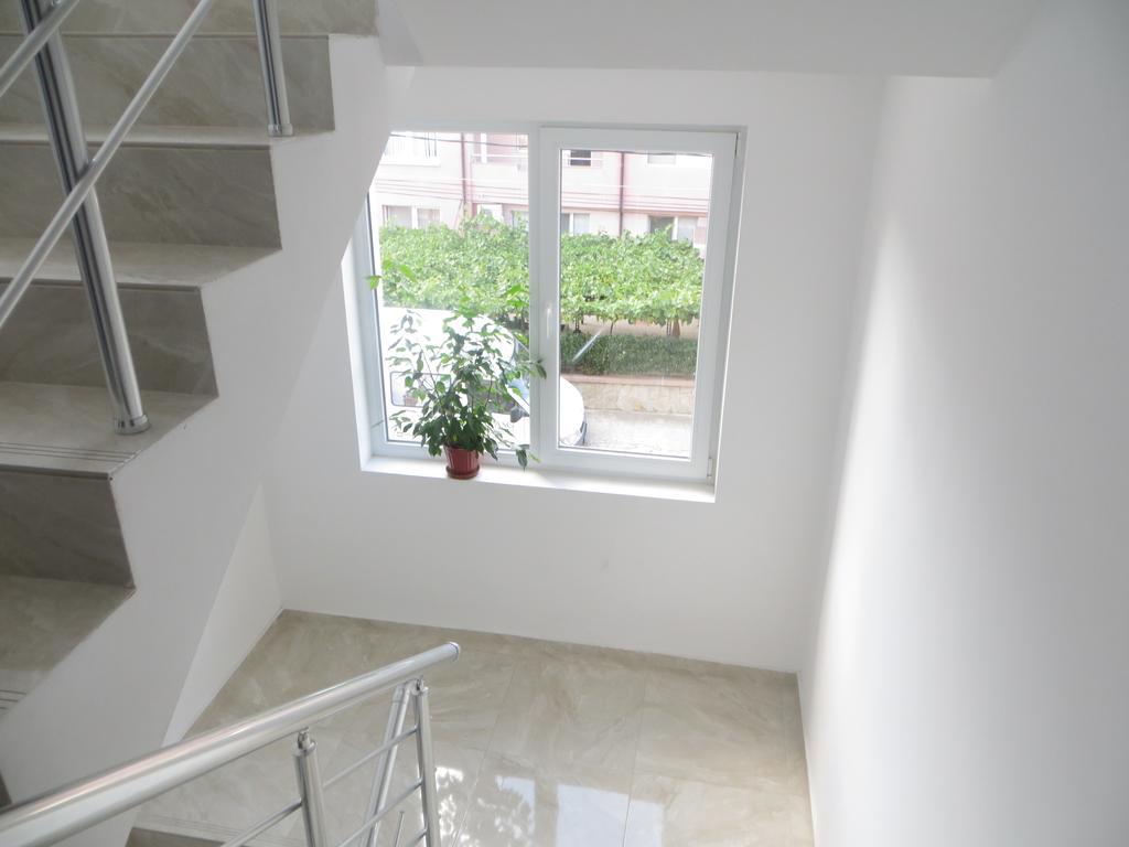 Emona Apartment Burgas ภายนอก รูปภาพ