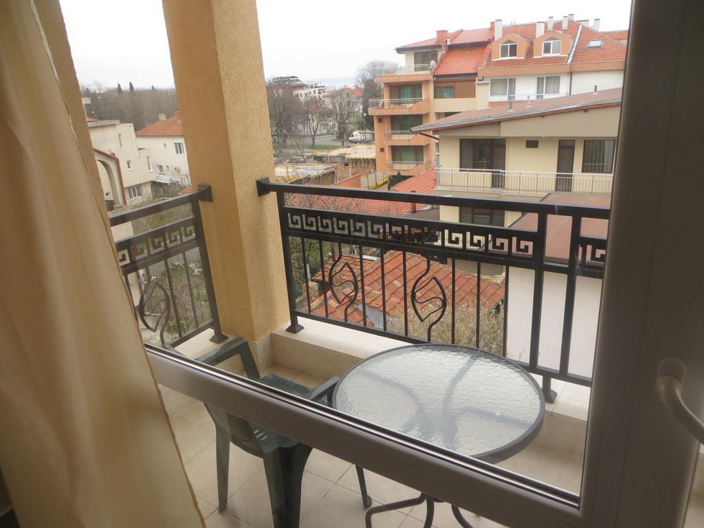 Emona Apartment Burgas ภายนอก รูปภาพ